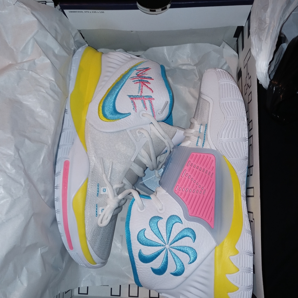 Men's Nike kyrie 6 shoes sz 10 white/blue fury/ opti yellow